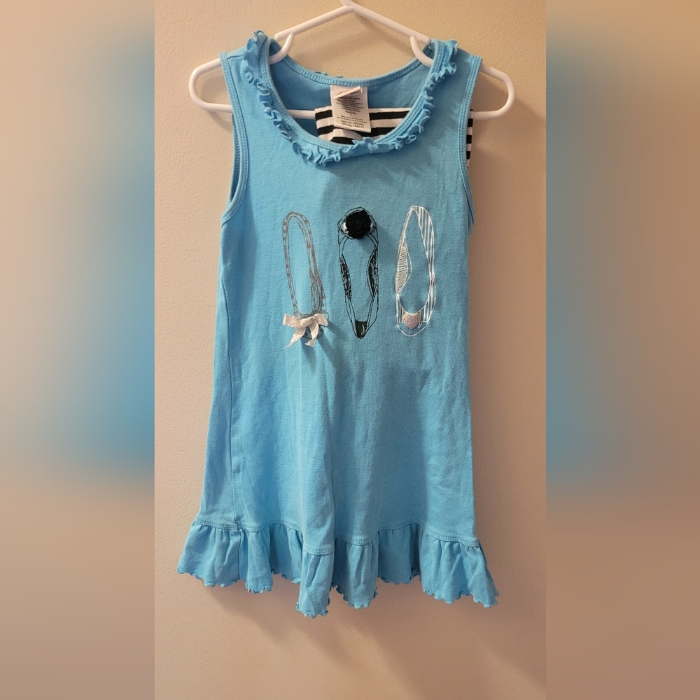 Tank top and shorts set, size 7.